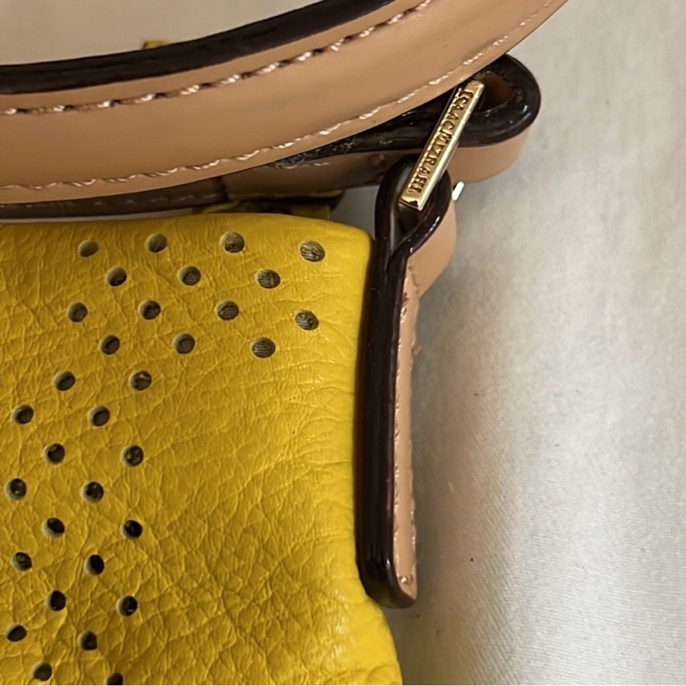 Isaac Mizrahi Sling Yellow Leather Women’s Bag - Picture 4 of 16